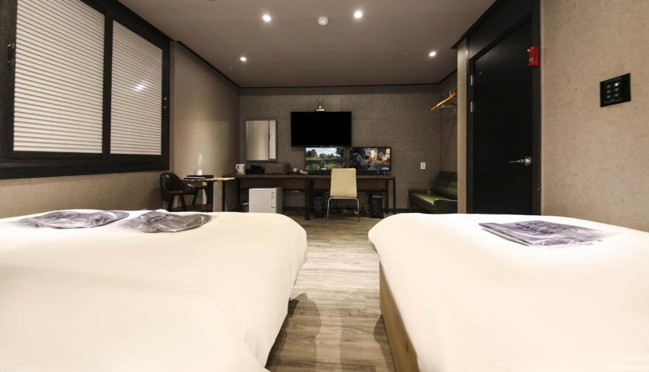 Hotel Parfe Cheonan Esterno foto