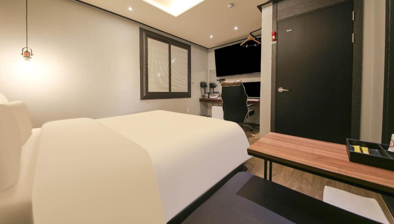 Hotel Parfe Cheonan Esterno foto