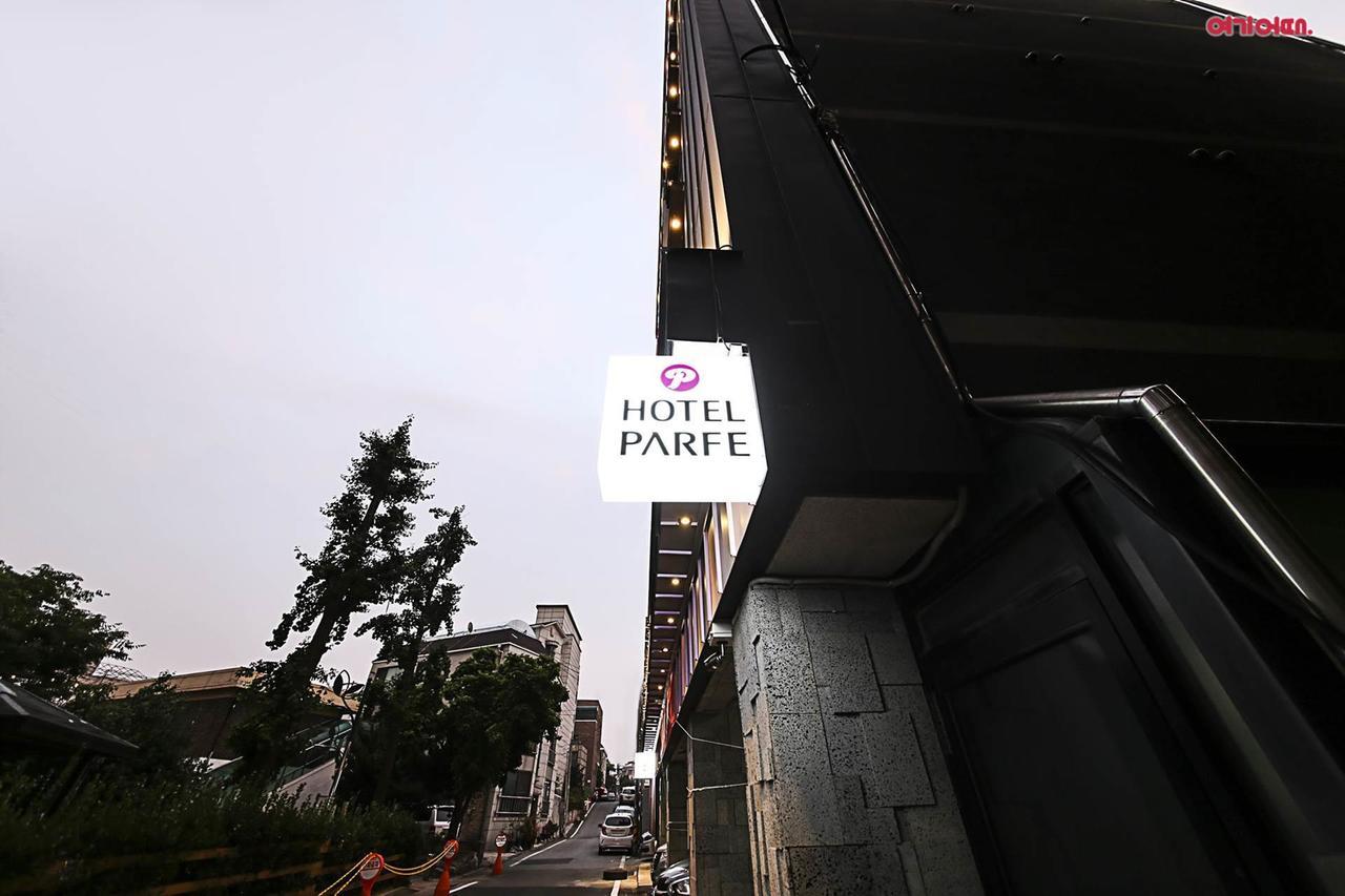Hotel Parfe Cheonan Esterno foto